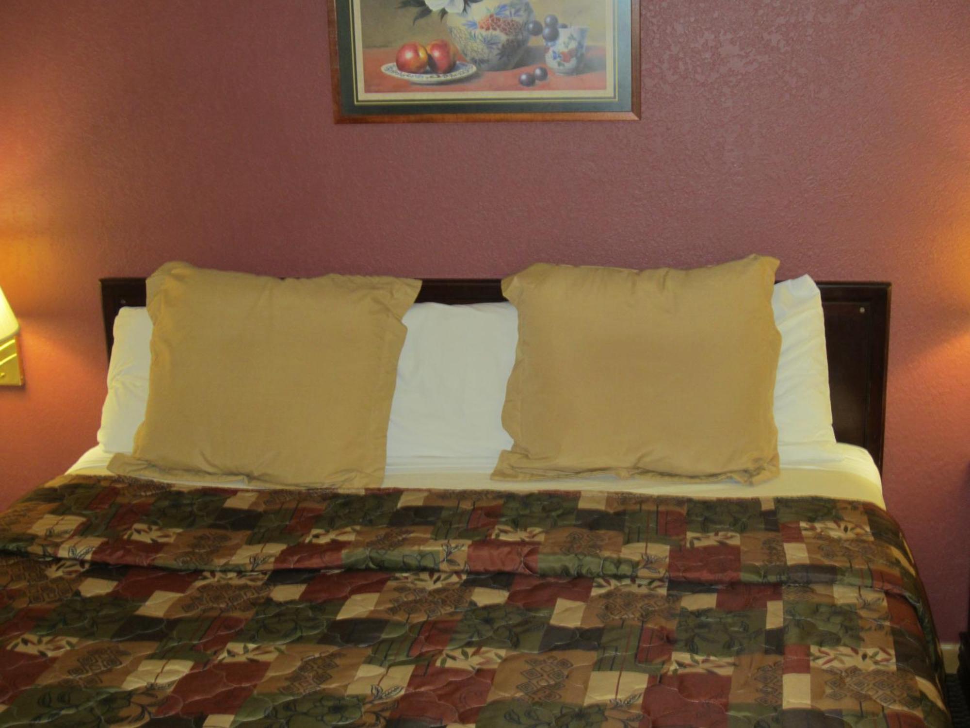First Western Inn - Fairmont City Zewnętrze zdjęcie