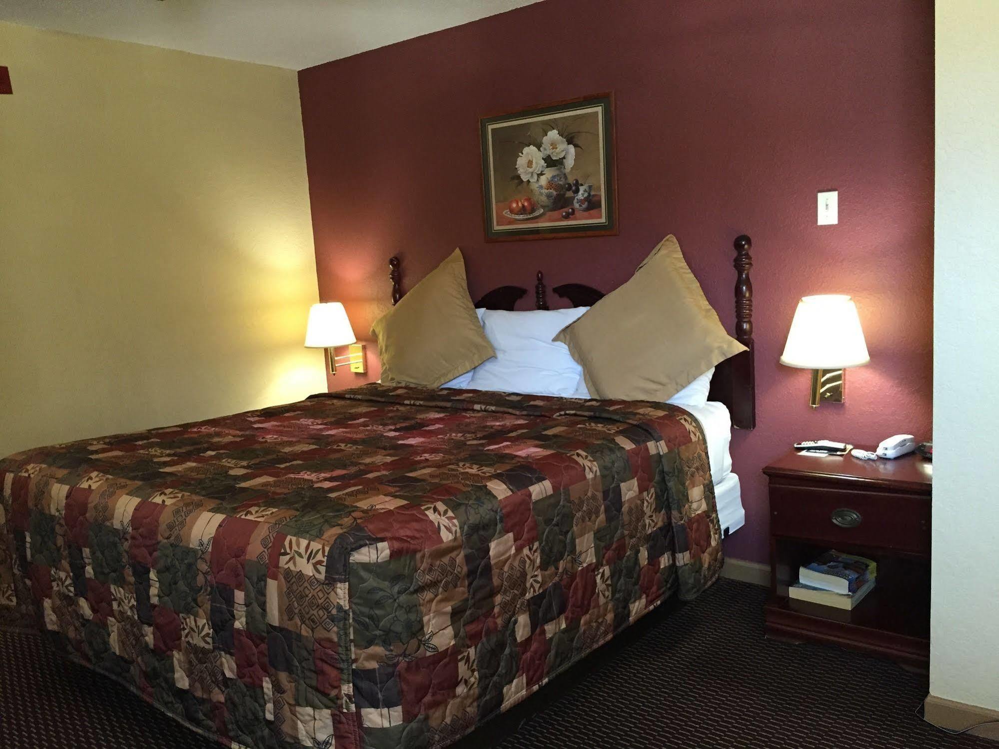 First Western Inn - Fairmont City Zewnętrze zdjęcie
